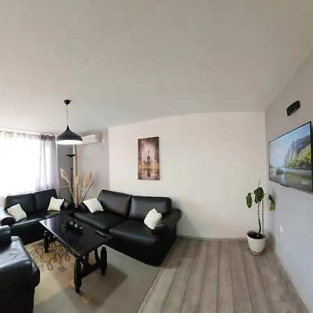 City Center Apt Wfree P Skopie Exterior foto